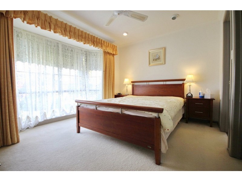 15 Mirambeek Road, Hoppers Crossing VIC 3029