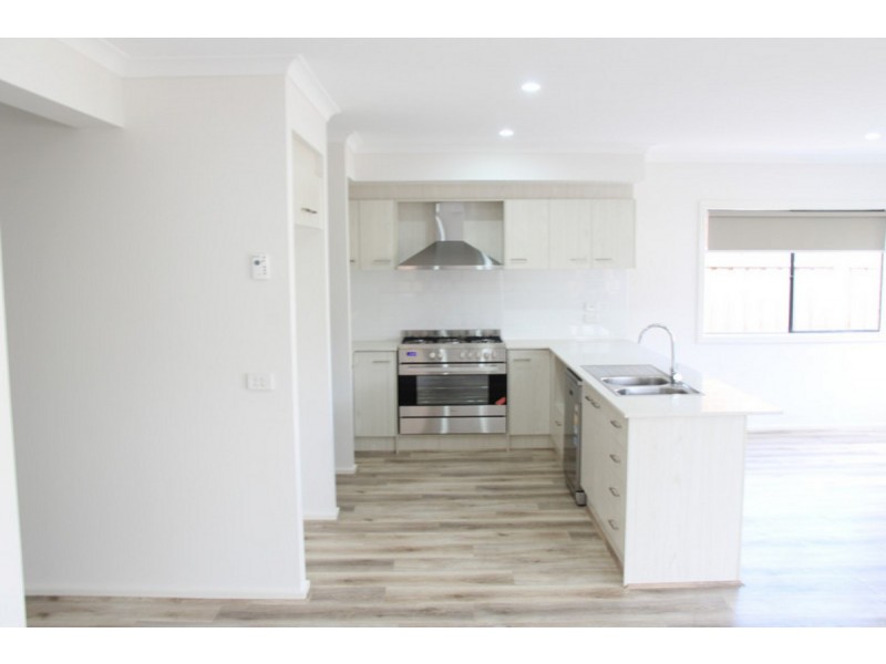 28 Drinkwater Street, Truganina VIC 3029