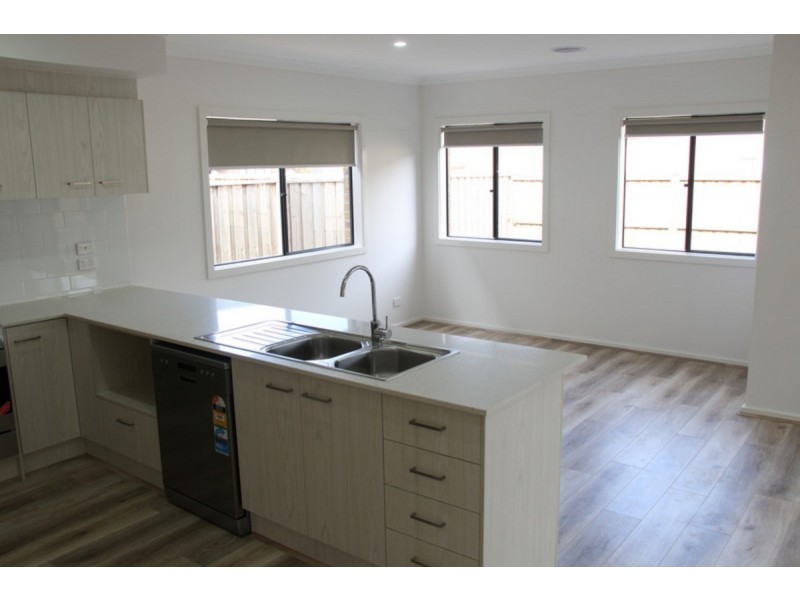 28 Drinkwater Street, Truganina VIC 3029