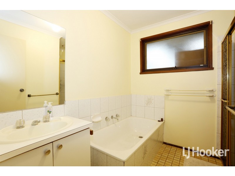 65 Banksia Crescent, Hoppers Crossing VIC 3029