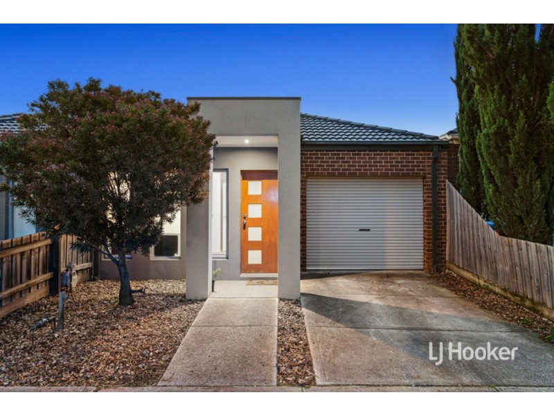 2/33 Memphis Drive, Truganina VIC 3029