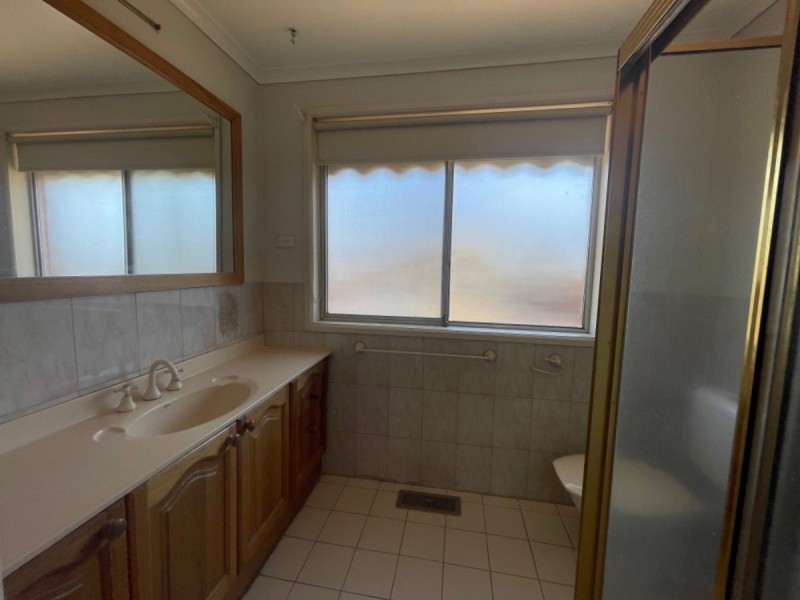 13 Spring Drive, Hoppers Crossing VIC 3029