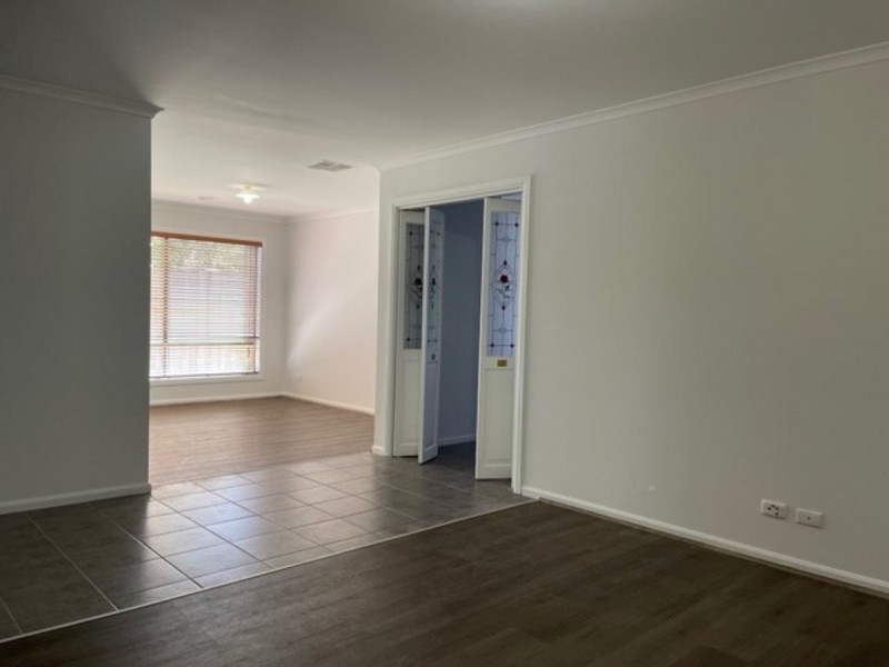 35 Emperor Parade, Tarneit VIC 3029