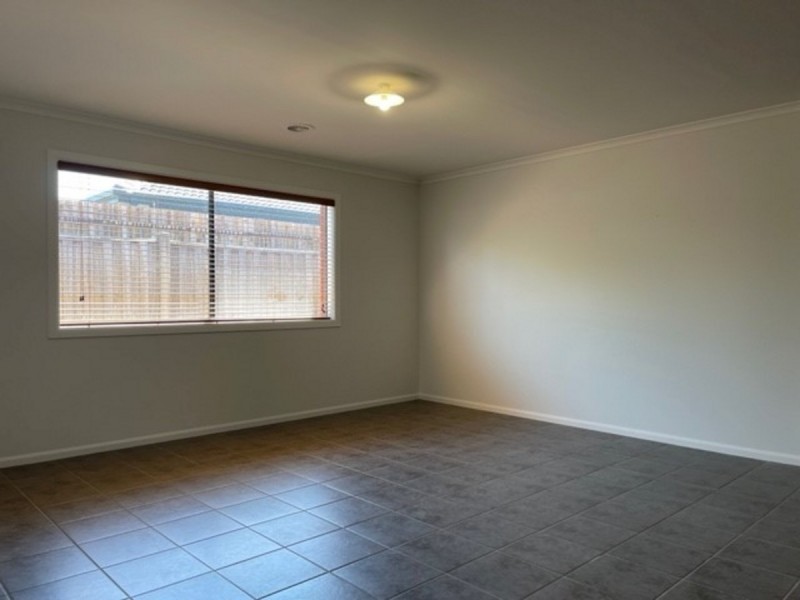35 Emperor Parade, Tarneit VIC 3029