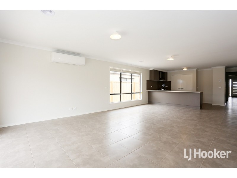 16 Josephine Street, Werribee VIC 3030