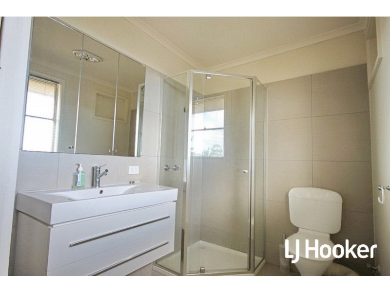 11 Golden Avenue, Werribee VIC 3030