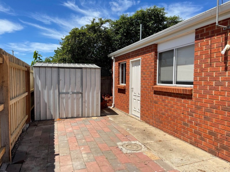 2/250 Hogans Road, Hoppers Crossing VIC 3029