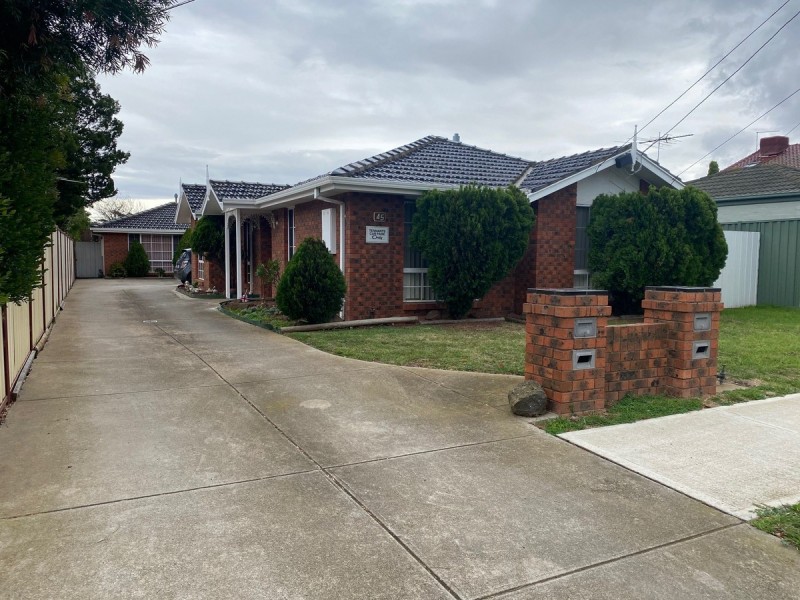 2/45 Oakdene Grove South, Altona Meadows VIC 3028