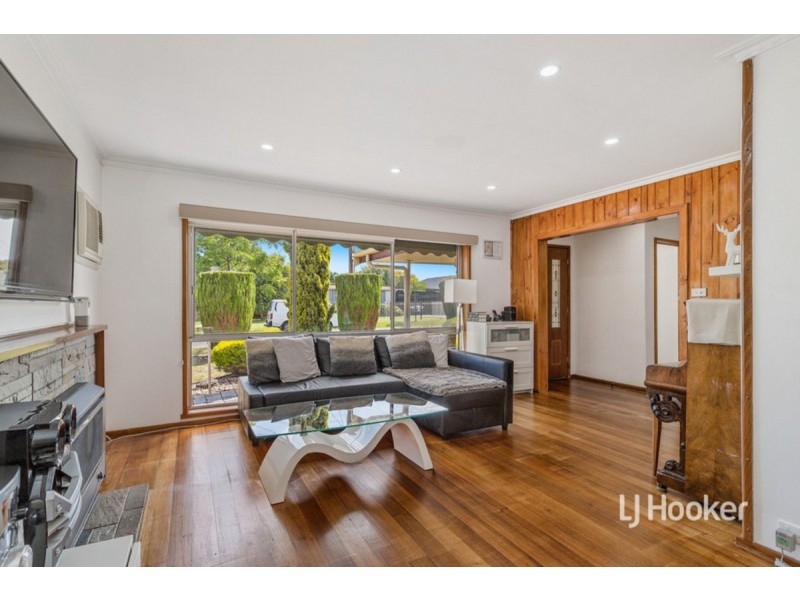 9 Baden Drive, Hoppers Crossing VIC 3029