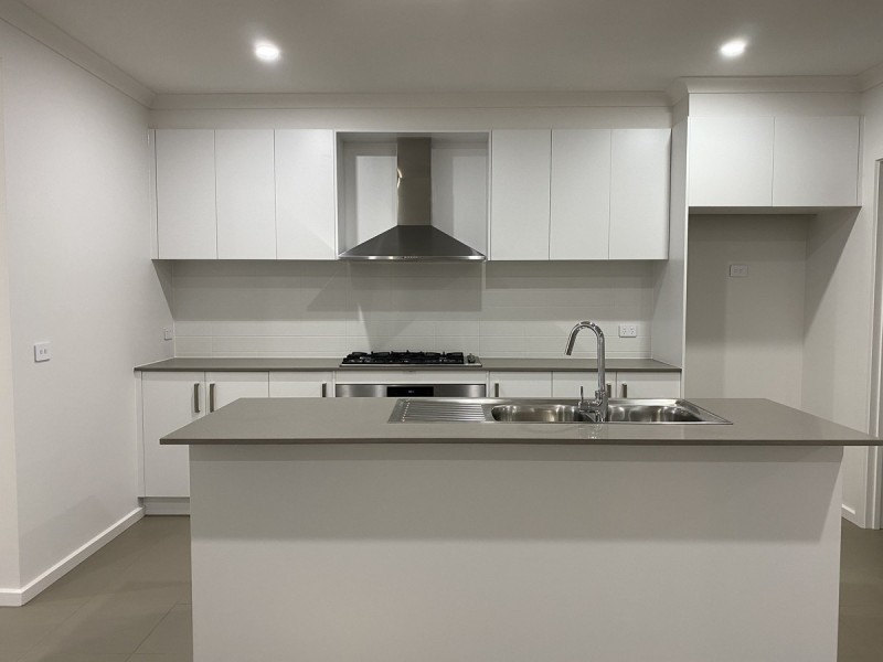 32 Hiskey Crescent, Werribee VIC 3030