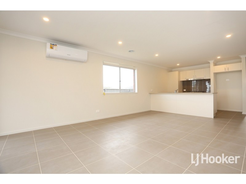 9 Abbeygate Drive, Werribee VIC 3030