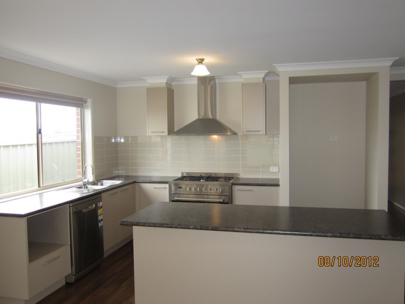 4 Reddington Way, Wyndham Vale VIC 3024