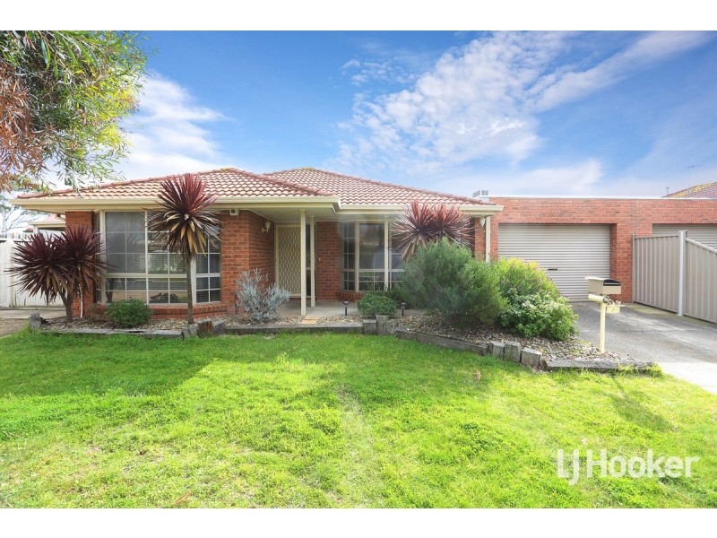 2/11 Acer Street., Hoppers Crossing VIC 3029