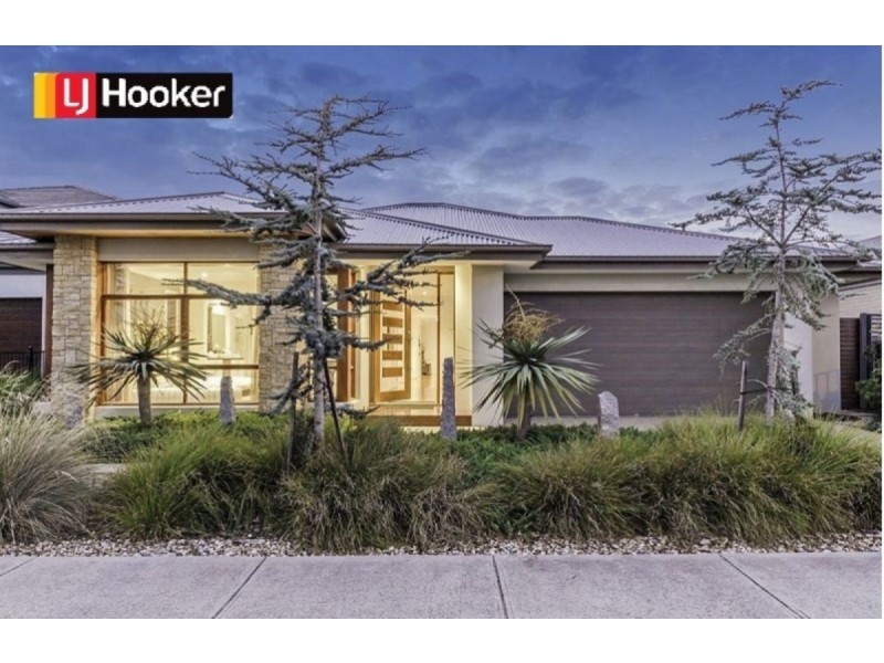 18 Delaney Boulevard, Williams Landing VIC 3027