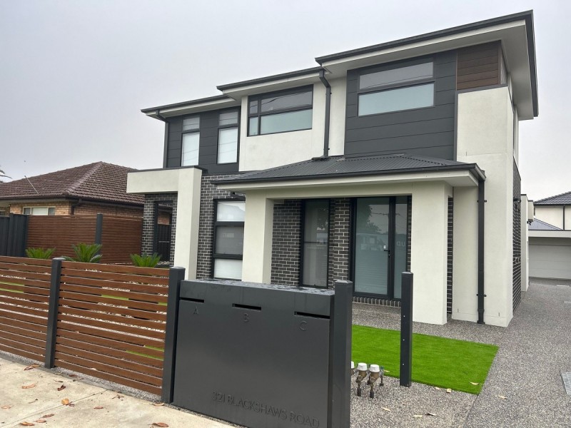 1/321 Blackshaws Road, Altona North VIC 3025