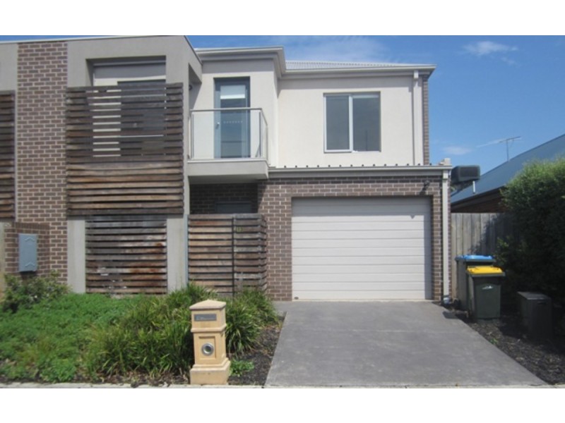13 Creswick Drive, Point Cook VIC 3030