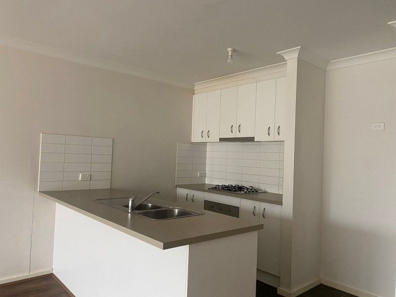 196 Greens Road, Wyndham Vale VIC 3024