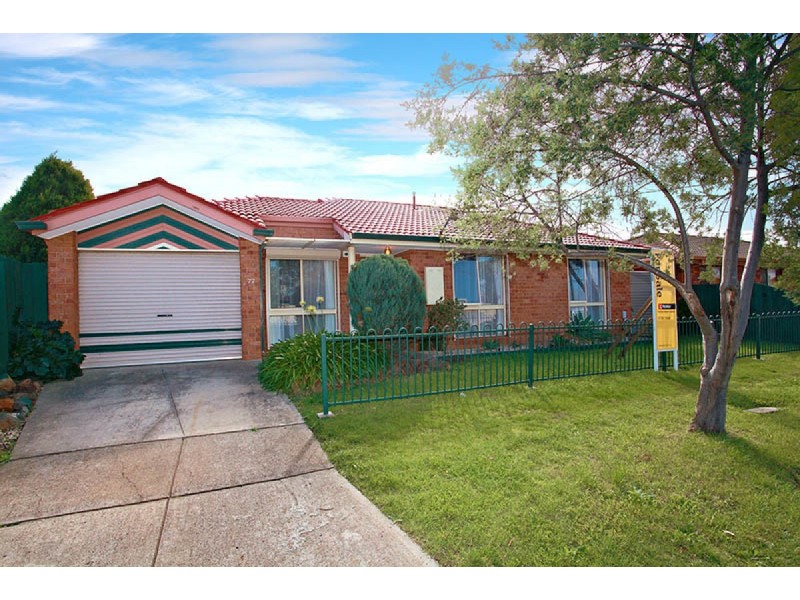 77 Oriole Drive, Werribee VIC 3030