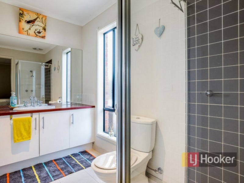 27 Condamine Avenue, Wyndham Vale VIC 3024