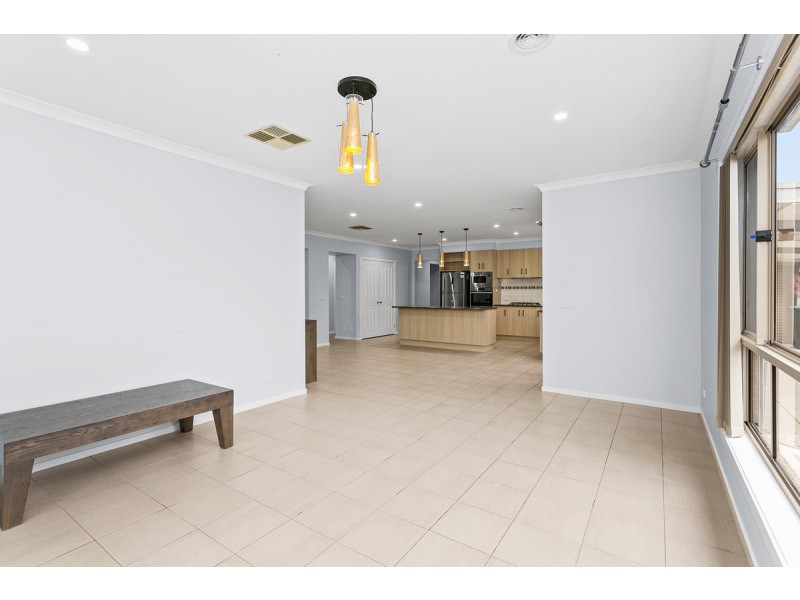 35 Wylie Way, Point Cook VIC 3030