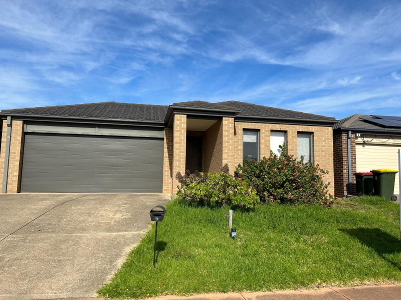 19 Fairbridge Road, Point Cook VIC 3030