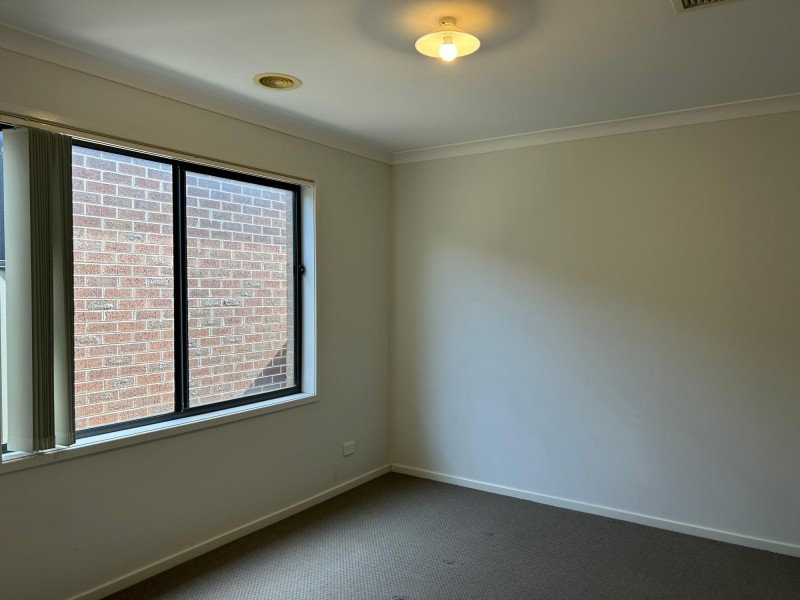 19 Fairbridge Road, Point Cook VIC 3030