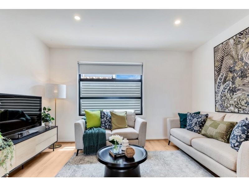 60 Fairhall Avenue, Werribee VIC 3030