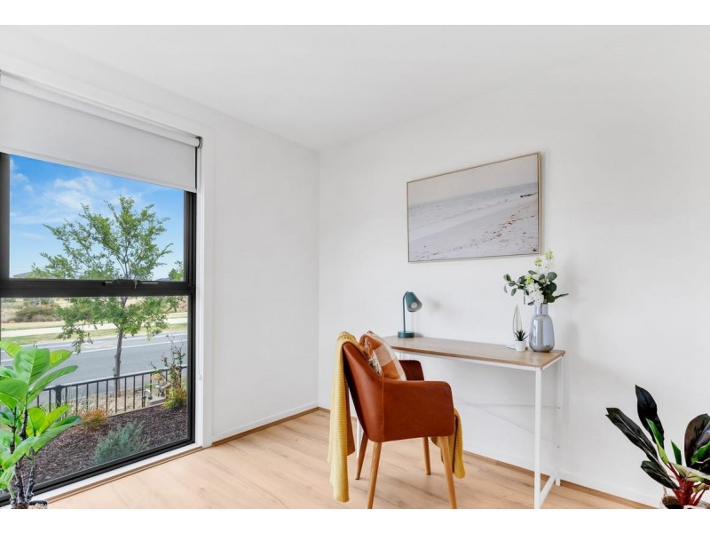 60 Fairhall Avenue, Werribee VIC 3030