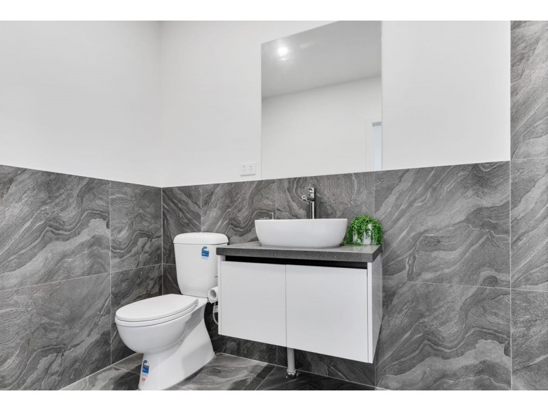 60 Fairhall Avenue, Werribee VIC 3030