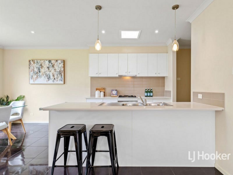 30 Crossway Avenue, Tarneit VIC 3029