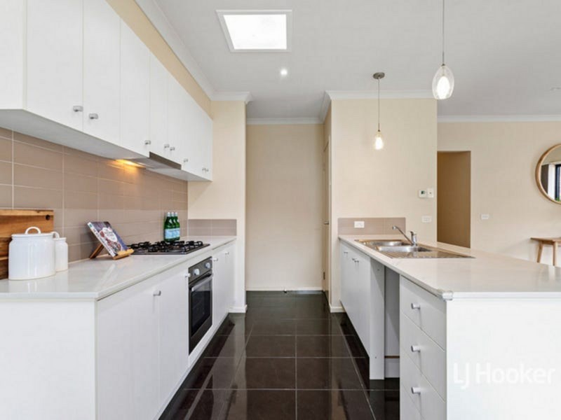 30 Crossway Avenue, Tarneit VIC 3029