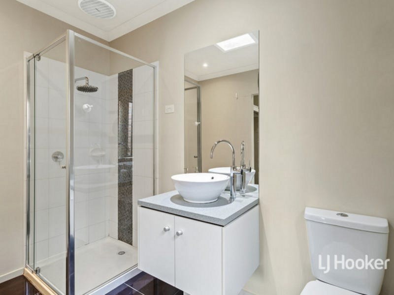 30 Crossway Avenue, Tarneit VIC 3029
