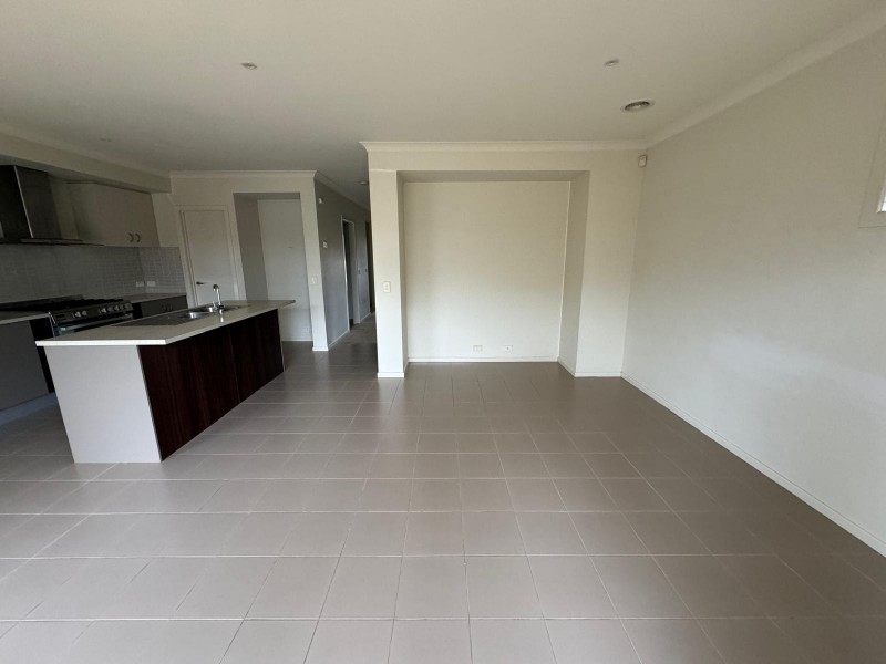 24 Prominence Boulevard, Tarneit VIC 3029