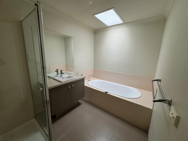 24 Prominence Boulevard, Tarneit VIC 3029