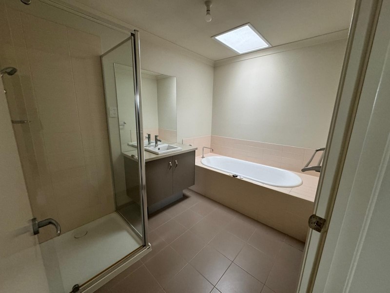24 Prominence Boulevard, Tarneit VIC 3029