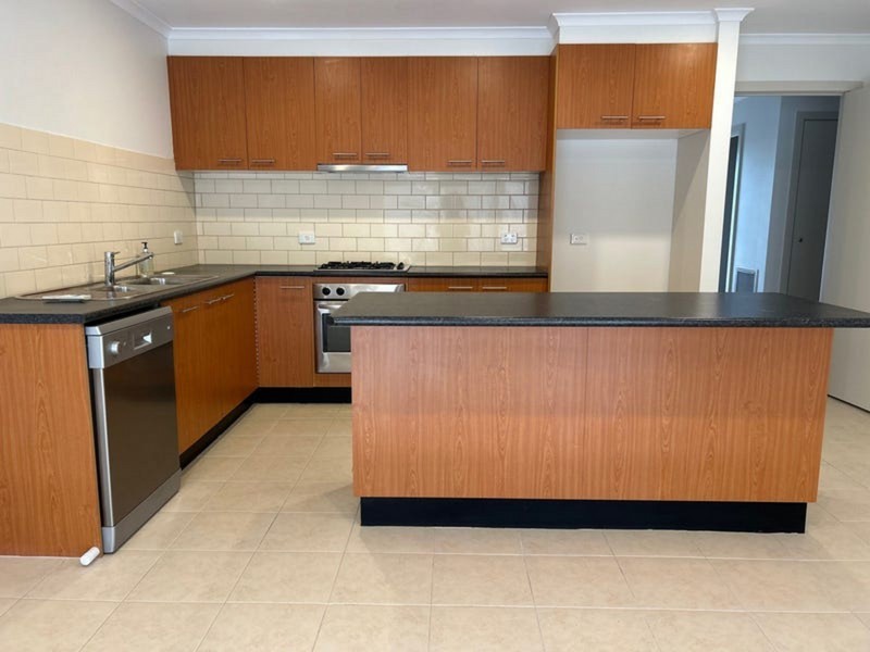 2/2 Cooper Street, Hoppers Crossing VIC 3029
