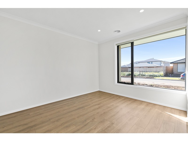12 Crantock Way, Werribee VIC 3030