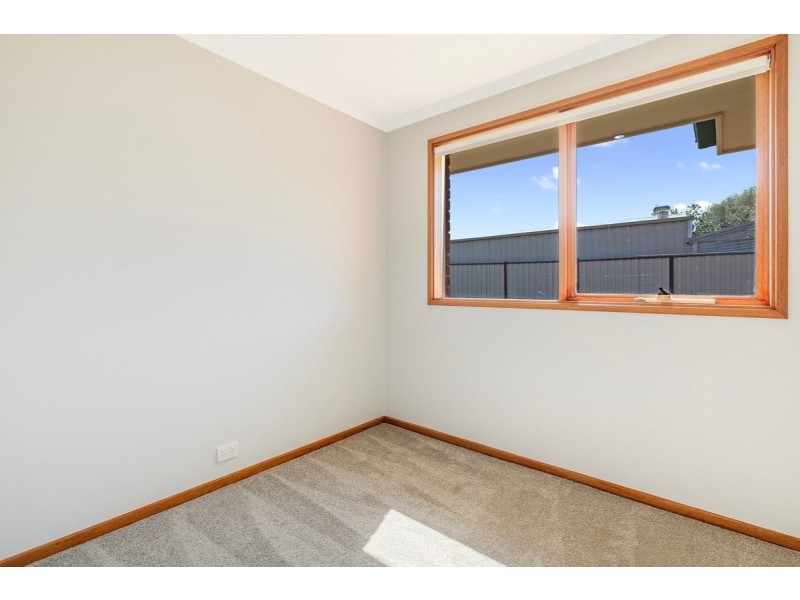 12 Hungerford Drive, Brookfield VIC 3338