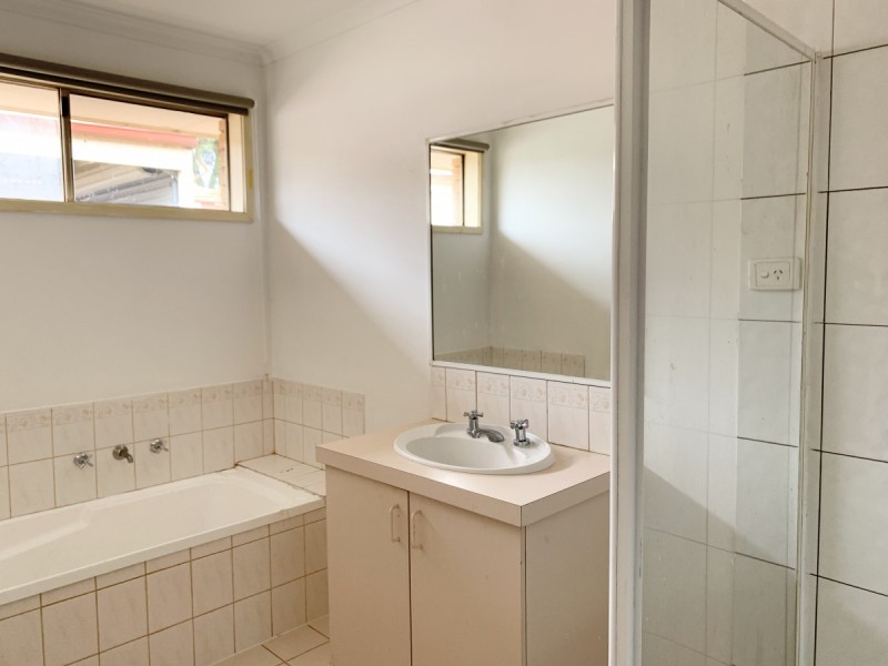 73 Flemington Crescent, Werribee VIC 3030