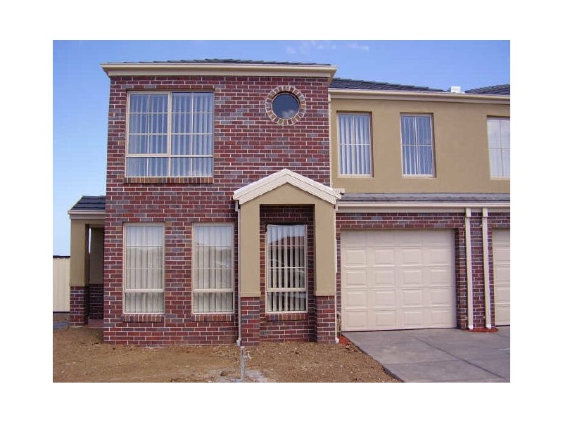 1/99 Thames Boulevard, Werribee VIC 3030