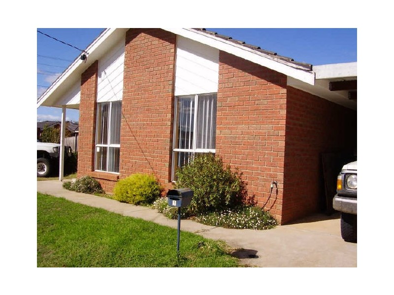 1/273 Greaves Street North, Werribee VIC 3030