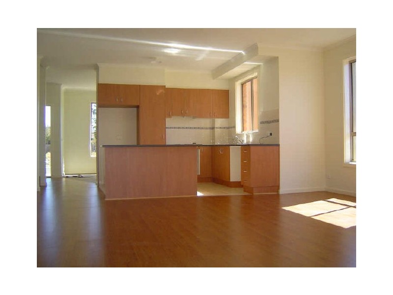 1/4 Georgia Crescent, Werribee VIC 3030