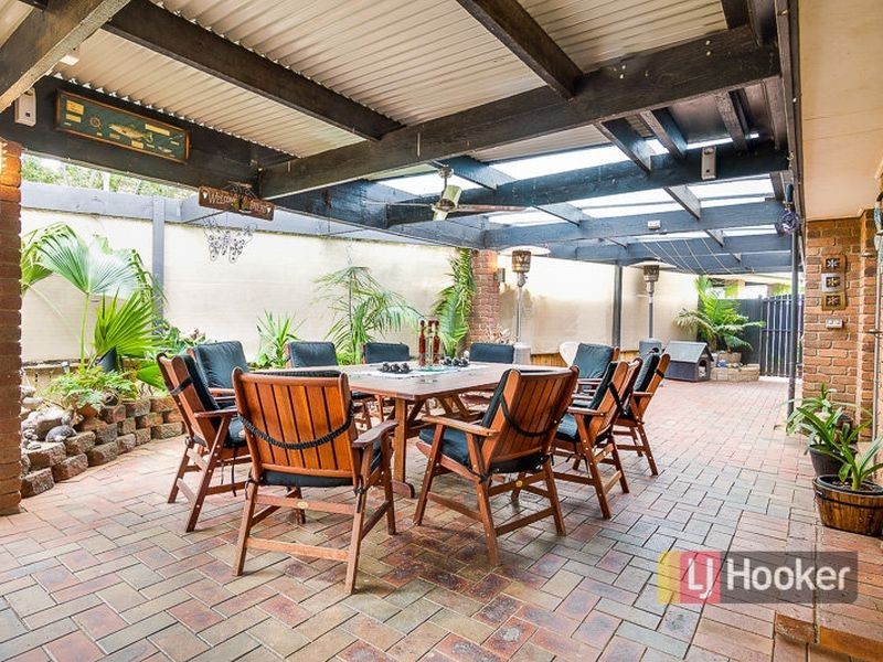 11 Parklands Grove, Werribee VIC 3030