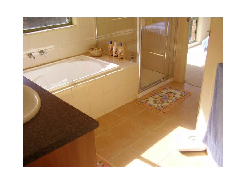 31 Pelham Crescent, Wyndham Vale VIC 3024