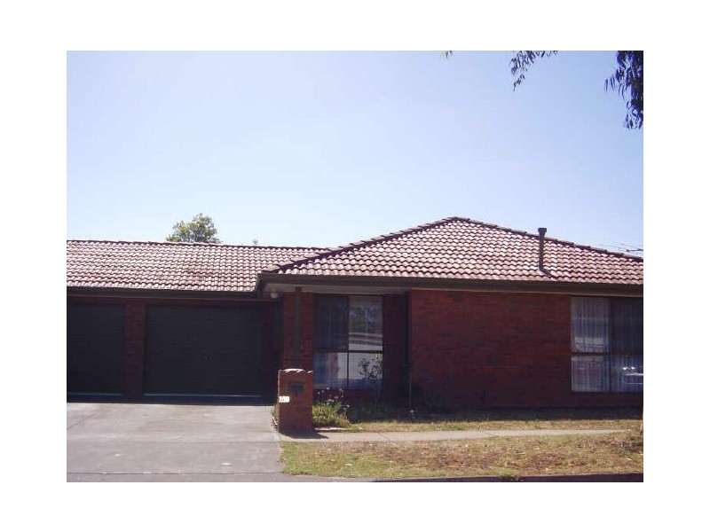 2/39 Chirnside Avenue, Werribee VIC 3030