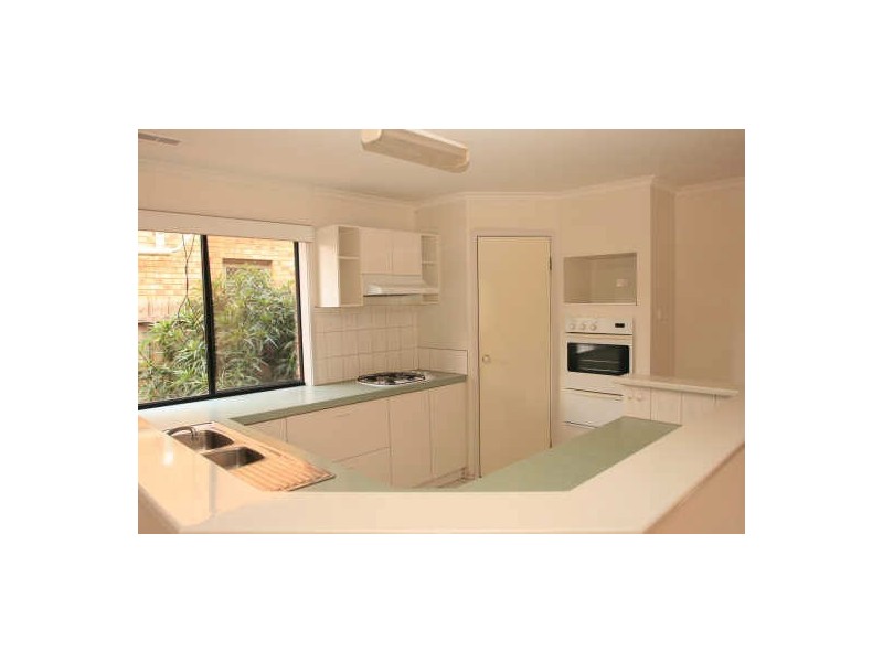 31 Kenmore Close, Hoppers Crossing VIC 3029