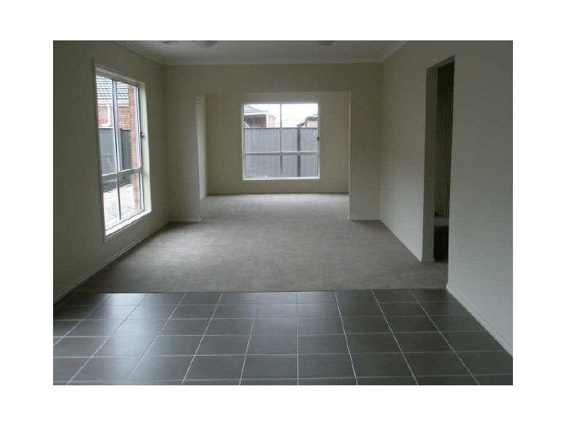 19 Inverell Park Way, Tarneit VIC 3029