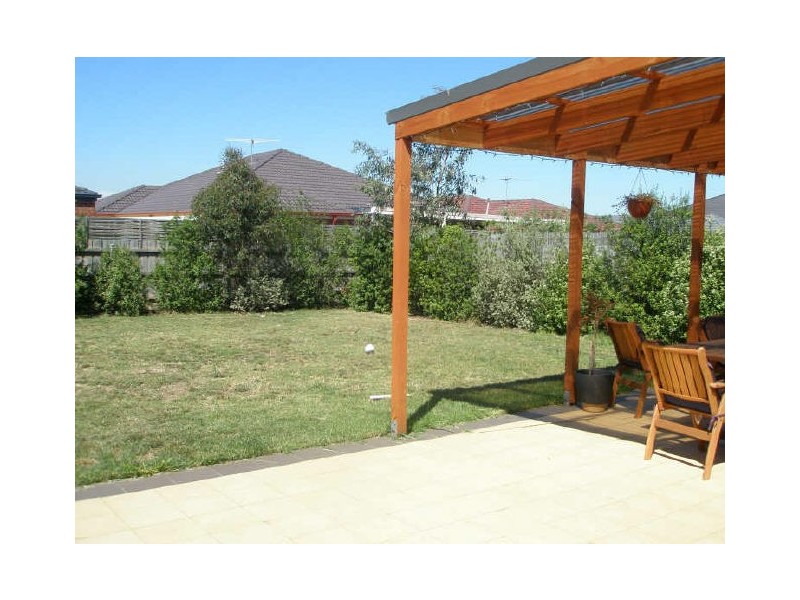 50 Rose Grange Boulevard, Tarneit VIC 3029