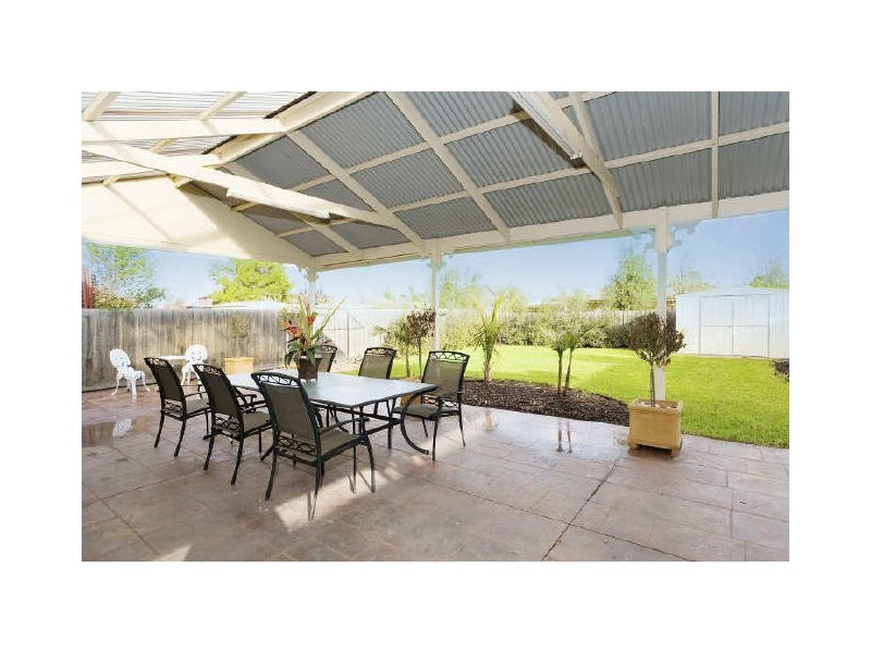 29 Oleander Drive, Hoppers Crossing VIC 3029