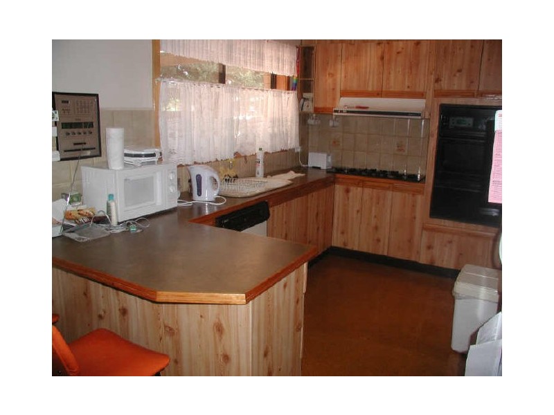 6 McKellar Avenue, Hoppers Crossing VIC 3029